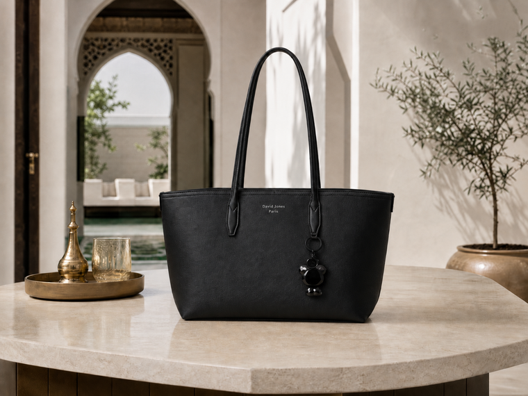 Lina Tote Bag main image